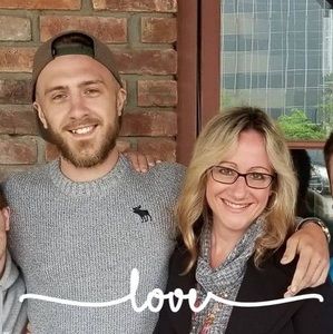 Meet your Posher, Dina